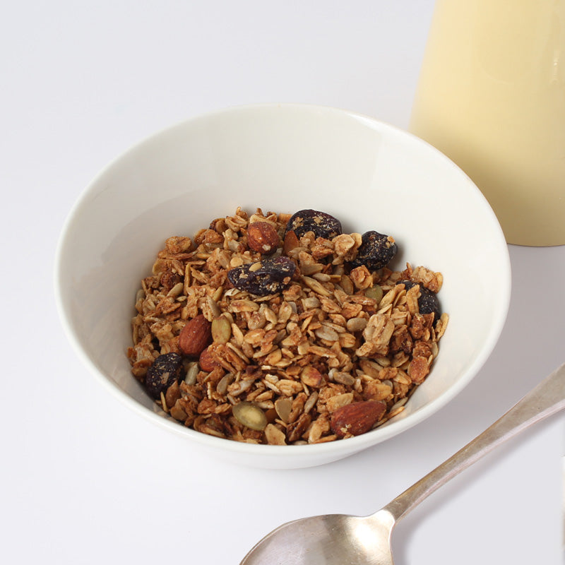 SOUR CHERRY ALMOND GRANOLA / 100g